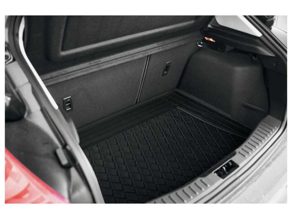 Коврик для багажника универсальный резиновый 120х80см Ultimate Speed