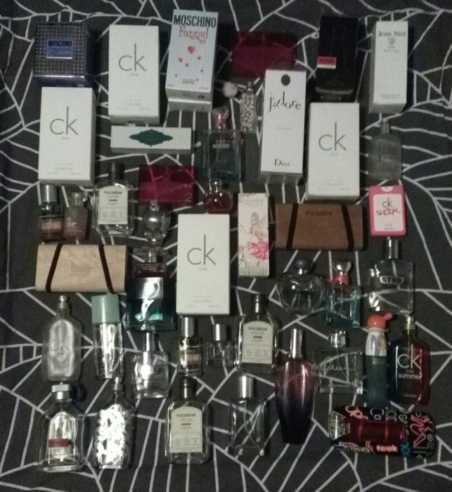 Perfumy butelki opakowania