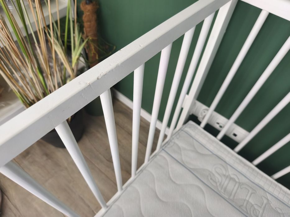 Łóżeczko -tapczanik + materac 120x60