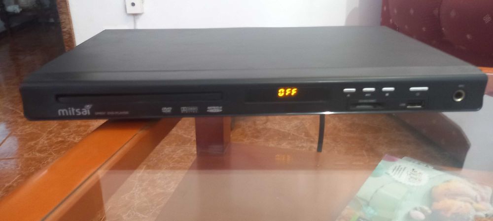 vendo LCD SAMSUNG nova c. comando + DVD AEG novo c comando