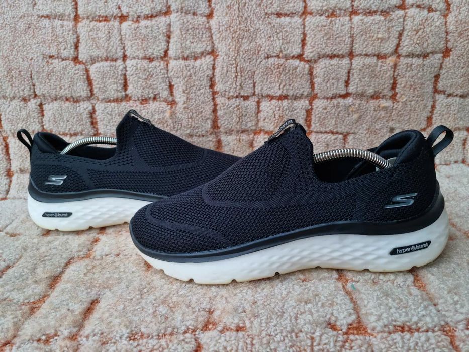 кроссовки Skechers GOwalk Hyper Burst