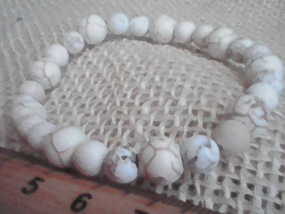 Bransoletka Magnezyty 8 i 6mm-Biel Ecru z Żyłkami/na obwód ręki 14,5-15,5cm/