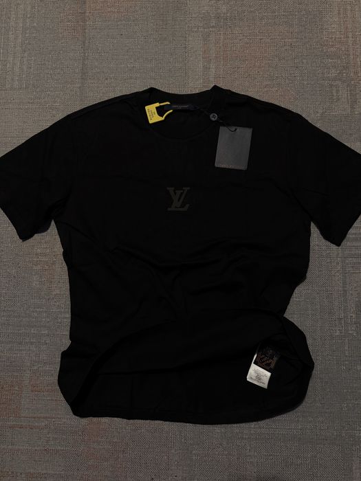 T-shirt LV preto