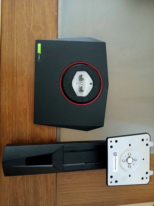 Suporte gaming ASUS VG258QR.