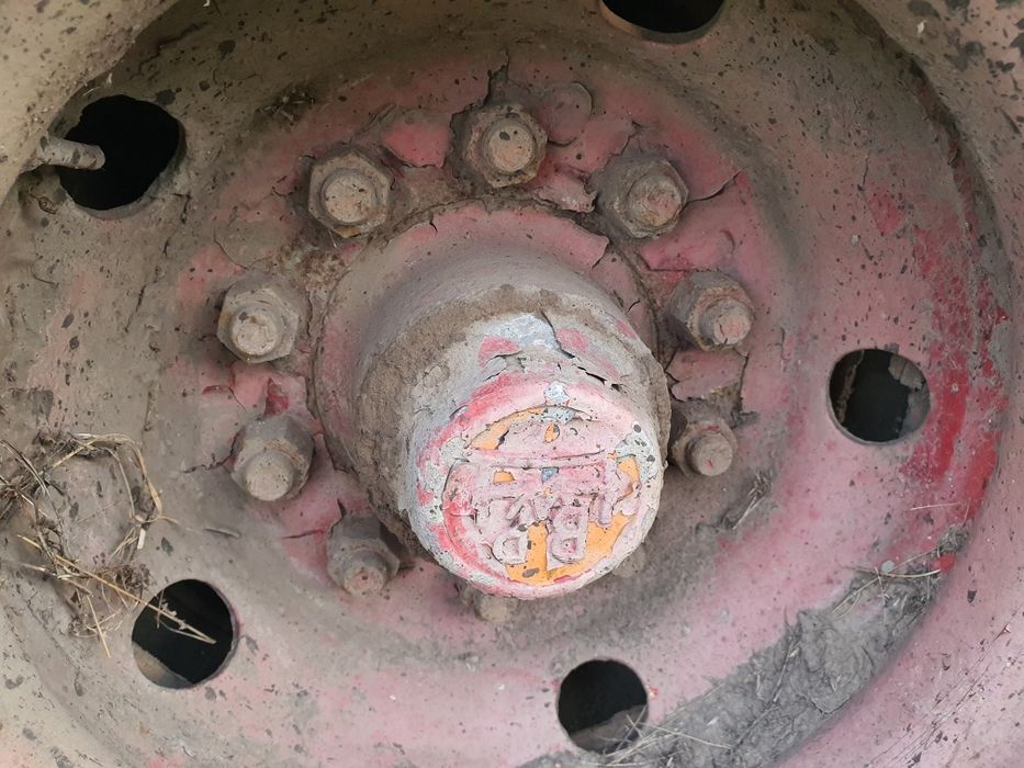 Тралл,  низкорамная платформа