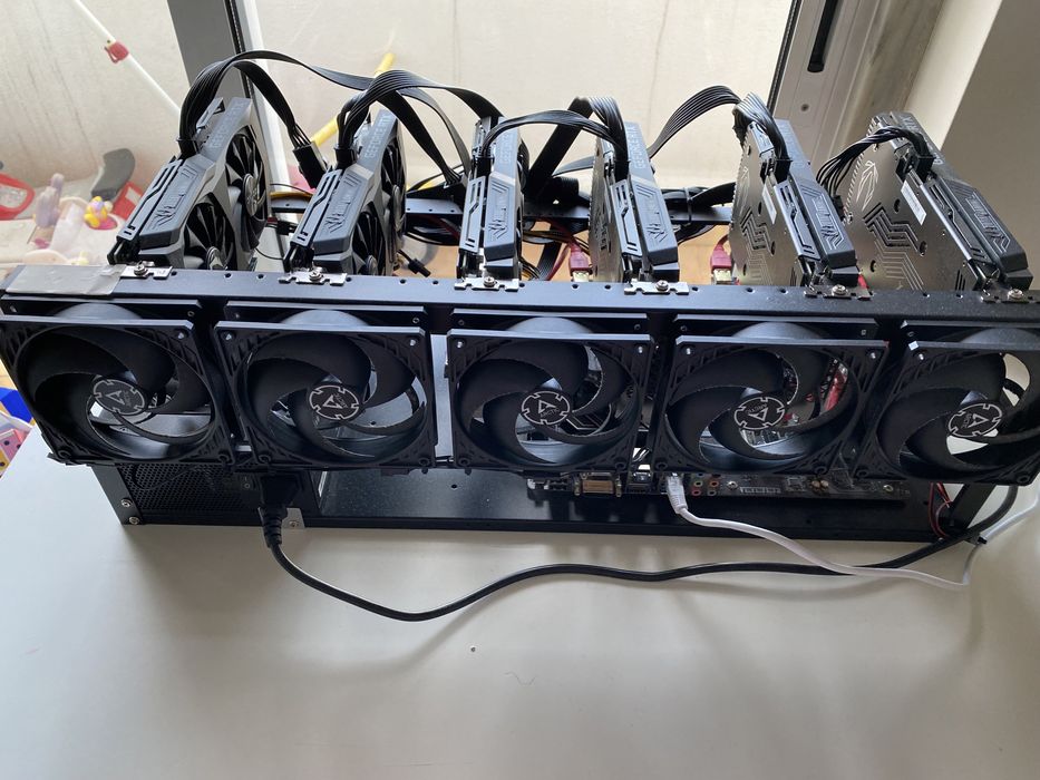 Mining Rig: NVIDIA GeForce RTX 3060 Ti Graphics Cards64585472184450121