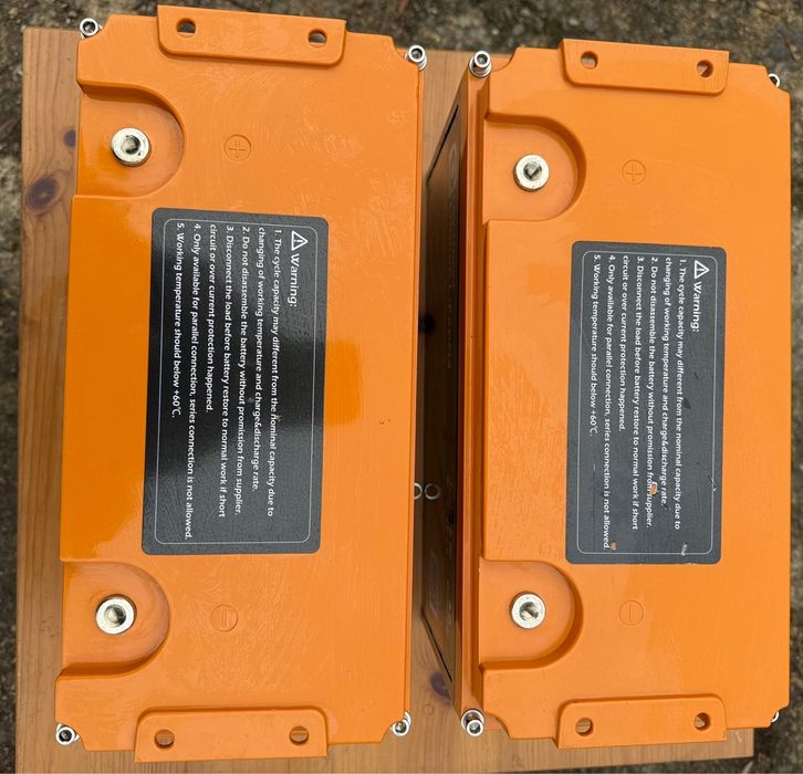 Акумулятори Liontron LiFePO4 12,8V 100Ah LX Smart BMS mit Bluetooth