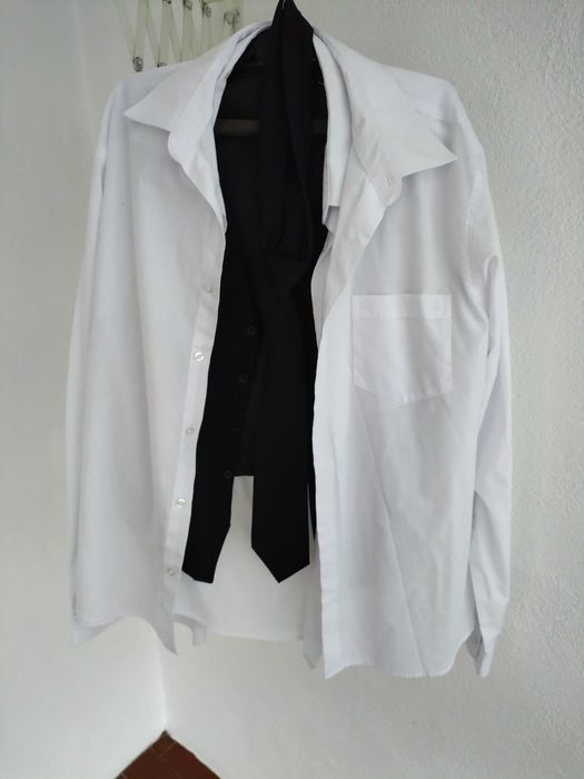 Vende-se fato académico da Universidade de  Coimbra