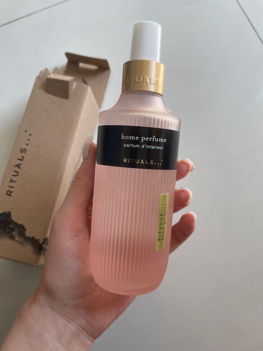 Нові Парфуми до дому, 200 мл RITUALS Sakura