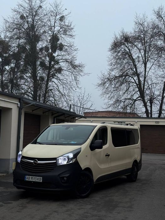 Продам Опель віваро пасажир максі база
