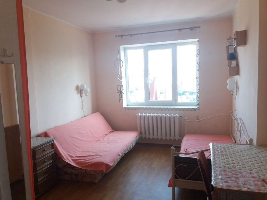 Дівчині кімната під ключ 7минпеш метро Позняки безхозяев Набирайте [[