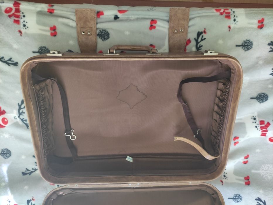 Walizka retro lata 70