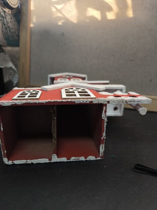 Casa de Inverno Decorativa (MDF) - Deco natal
Vende-se uma peça decora