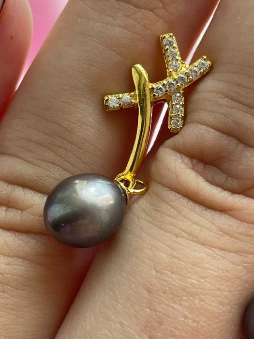 Серьги с натуральным черным жемчугом 9x8 мм 925 пробы