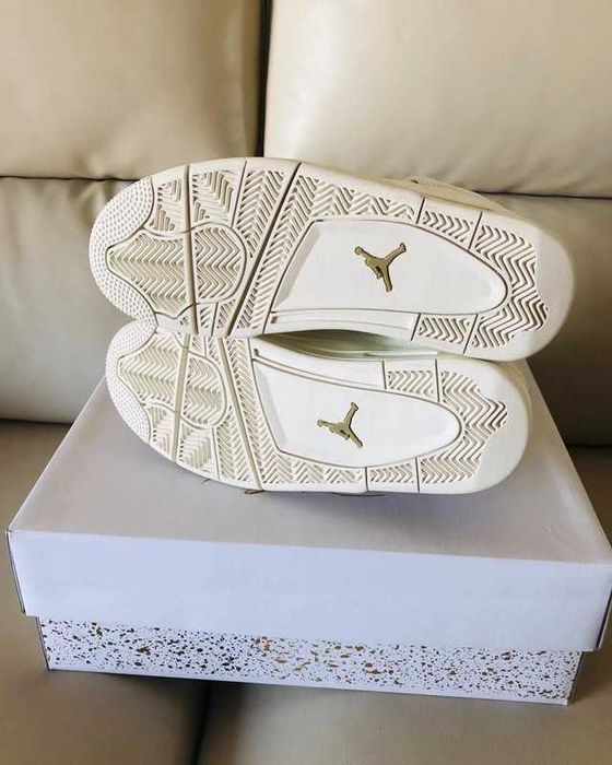 Nowe Buty Jordan 4 Retro Metallic Gold r.38