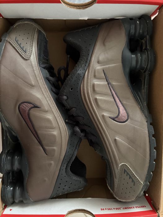 Tenis nike shox