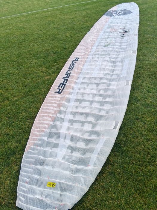 Latawiec flysurfer sonic roz.11 z barem