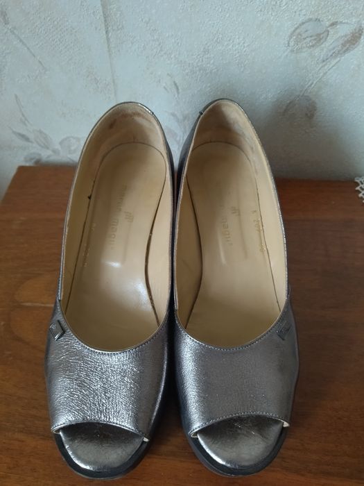 Продам туфли ,б/у