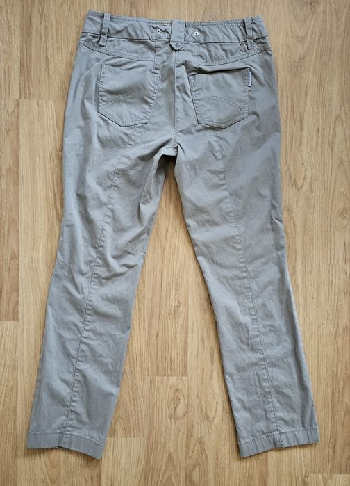 Marc Cain Sports damskie spodnie 38 beżowe