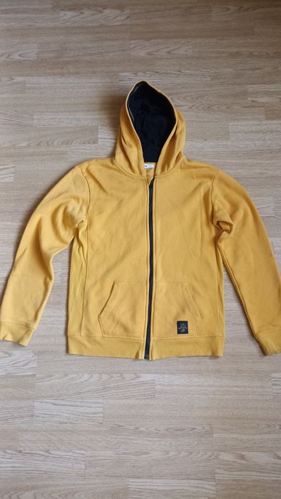 Кофта с капюшоном на молнии на мальчика