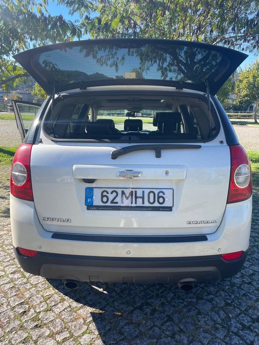Chevrolet Captiva. 7 lugares. teto panorâmico. Muito estimado