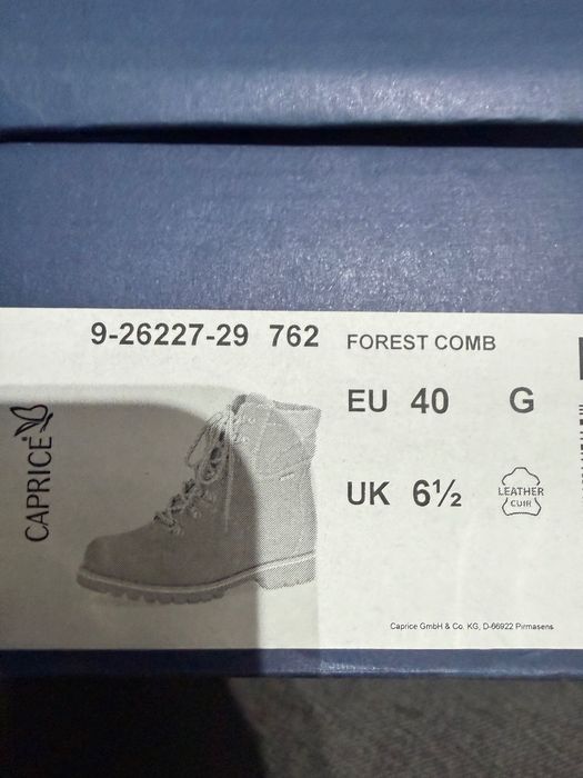 Buty Caprice ocieplane rozm. 40