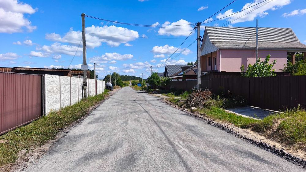 Продам земельну ділянку 6.3 сотки під будівництво.