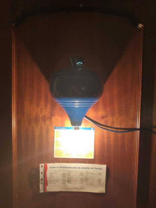 Candeeiro pião (quarto de criança)