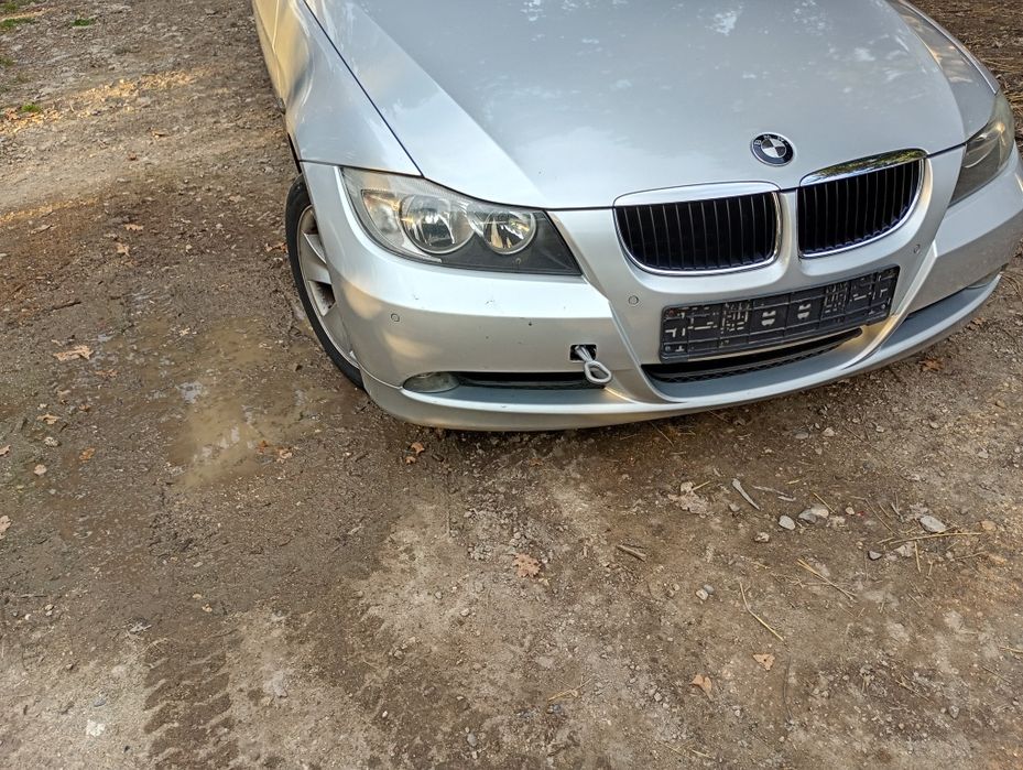 Lampa przód BMW E90 E91
