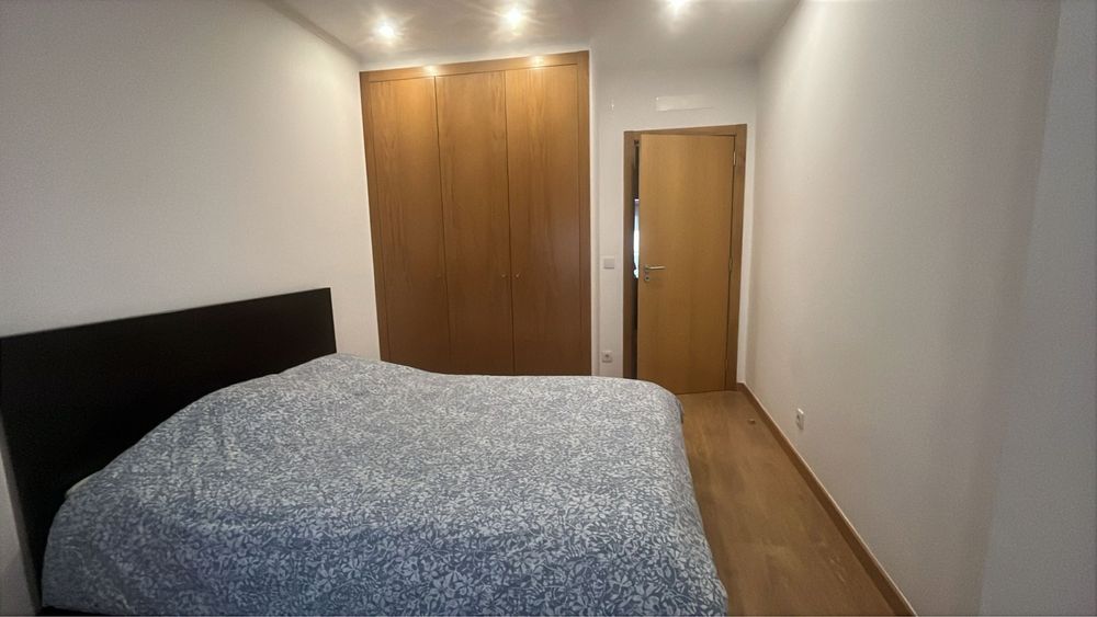 T2 Remodelado a 5 min do Metro da Pontinha | Venda Direta