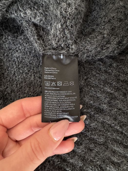 Жіночий светр H&M