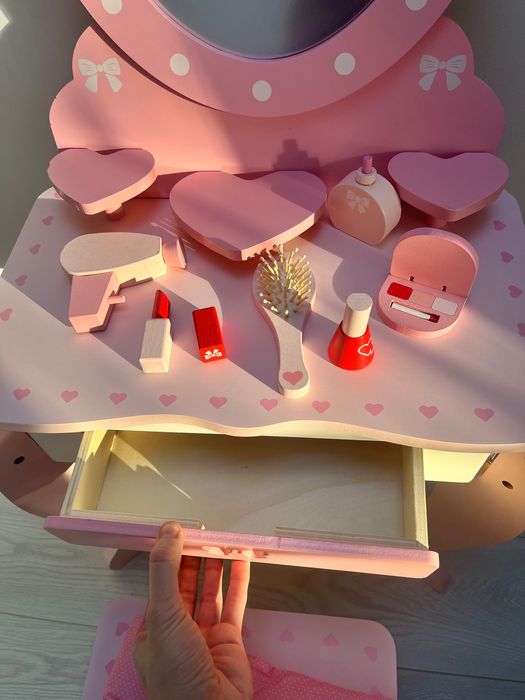 Туалетний столик дерев’яний playtive трюмо