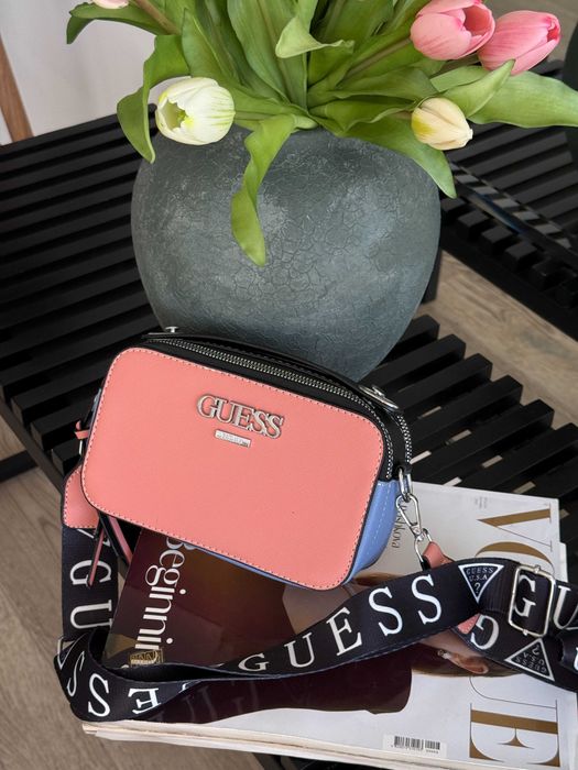 Женская сумка Guess через плече чорная, сумка Гесс белая