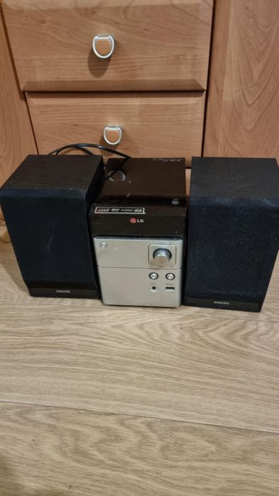 LG Mini wieża. CD nie działa.