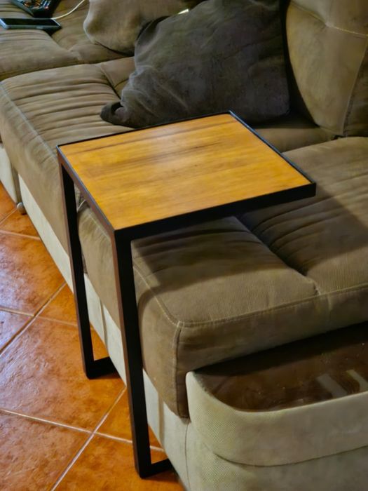 Mesa de apoio de sofá/cama