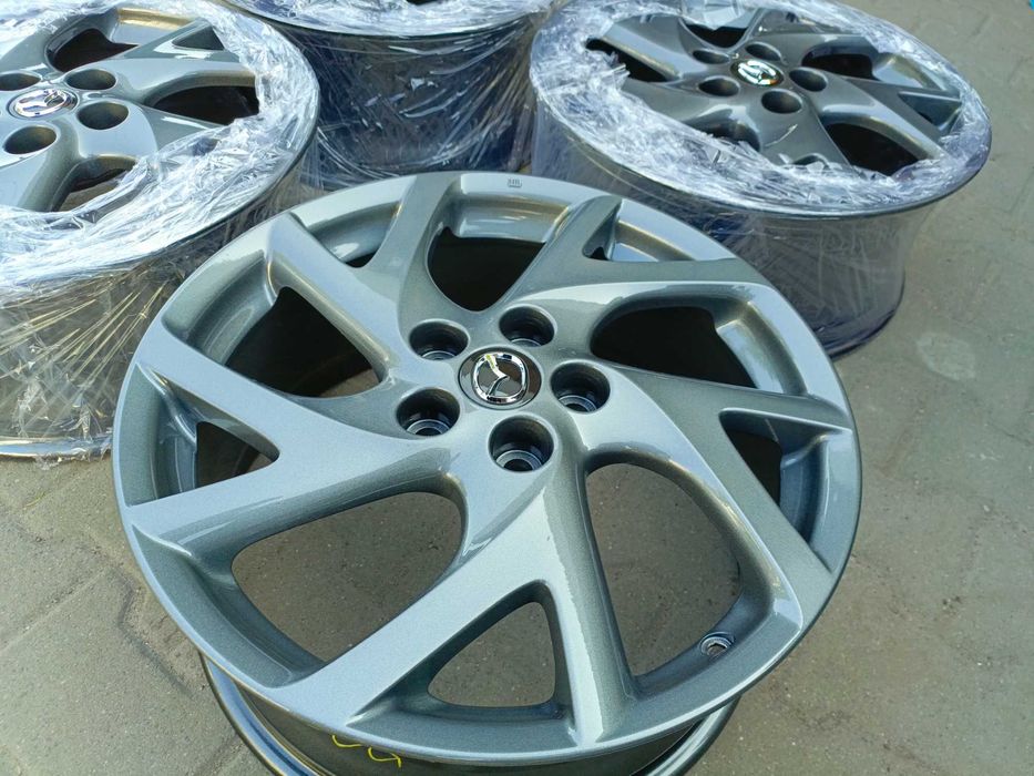 felgi aluminiowe Mazda 7,5jx18 et60 5x114,3 jak NOWE
