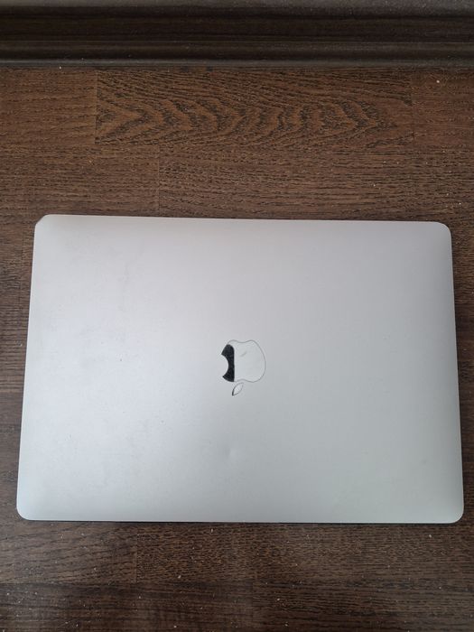 MacBook Air 13 A2179 2020 i7/16/512
