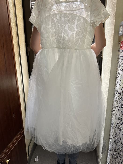2 vestidos de crianca 14 anos para cerimonia , nao usados!