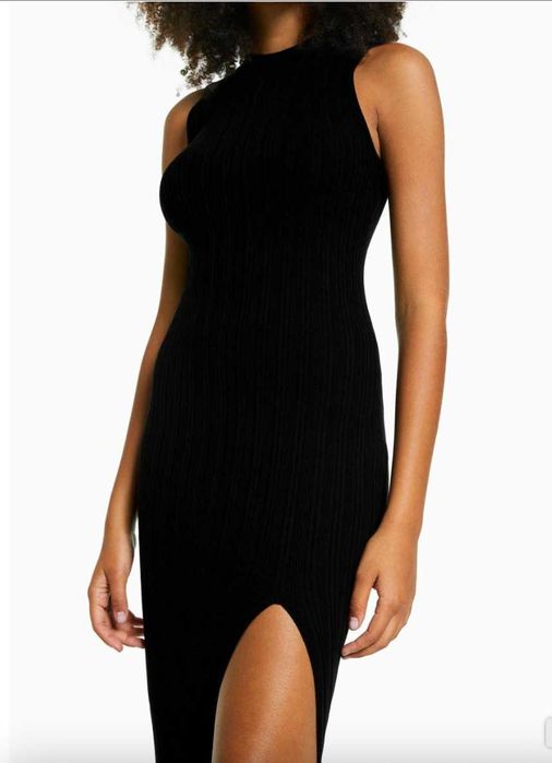 Czar­na sukienka BERSHKA bez rękawów, rozmiar M – nowa z metką