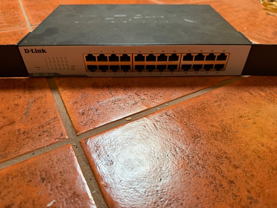 Switch D-Link DGS-1100-24