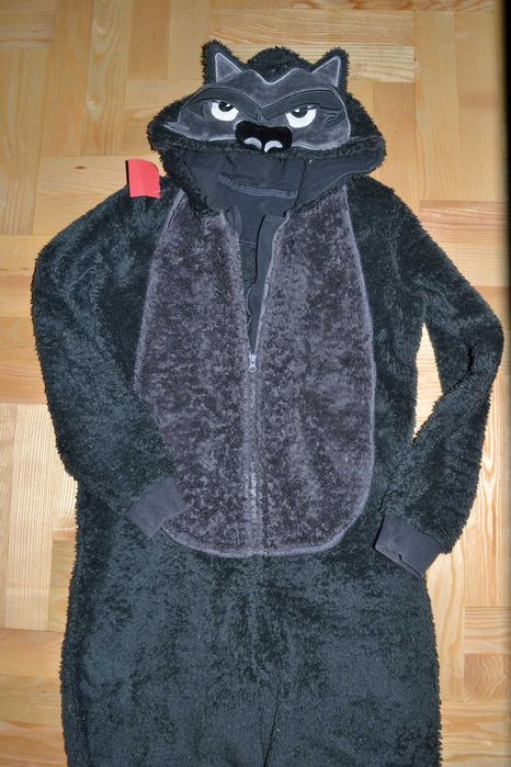 44^   Wilk wilkołak strój przebranie piżama12/13 Lat_152/158  cm