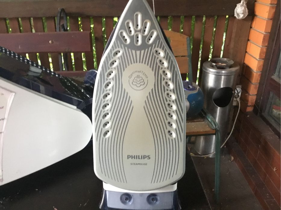 Утюг с парогенератором Philips Perfect Care GC 9220