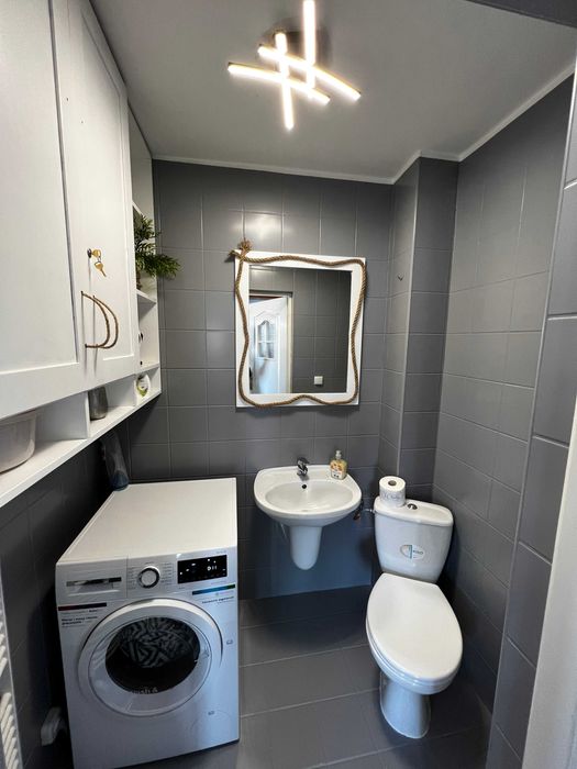 Apartament 2 poziomowy 3 pokoje 2 lazienki.Centrum.Zapraszamy caly rok