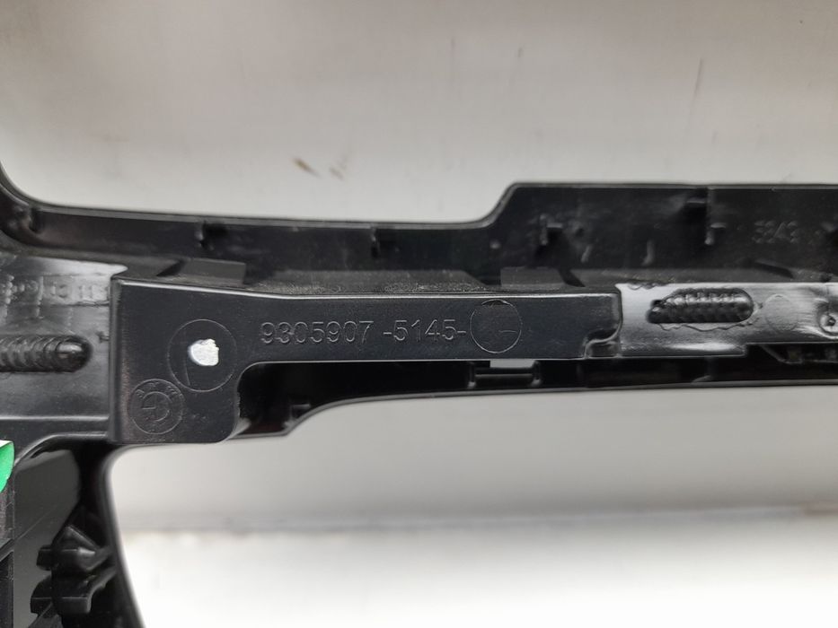 Moldura da consola central / rádio / aro BMW X1 (F48)