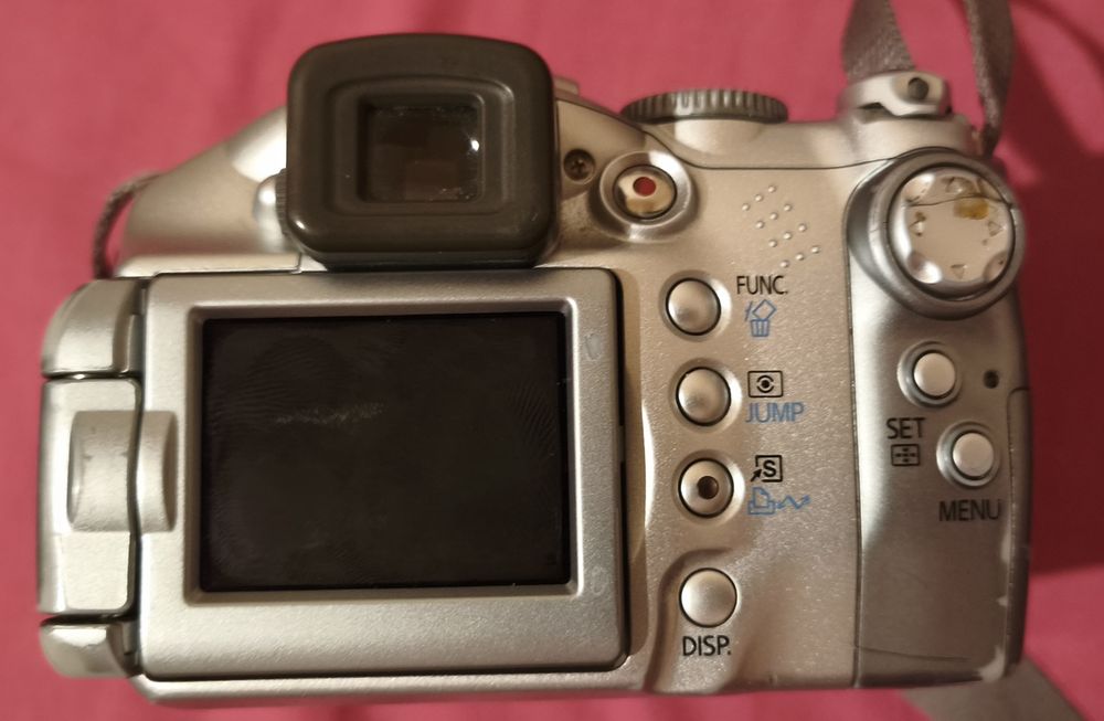 Canon PowerShot S2 IS