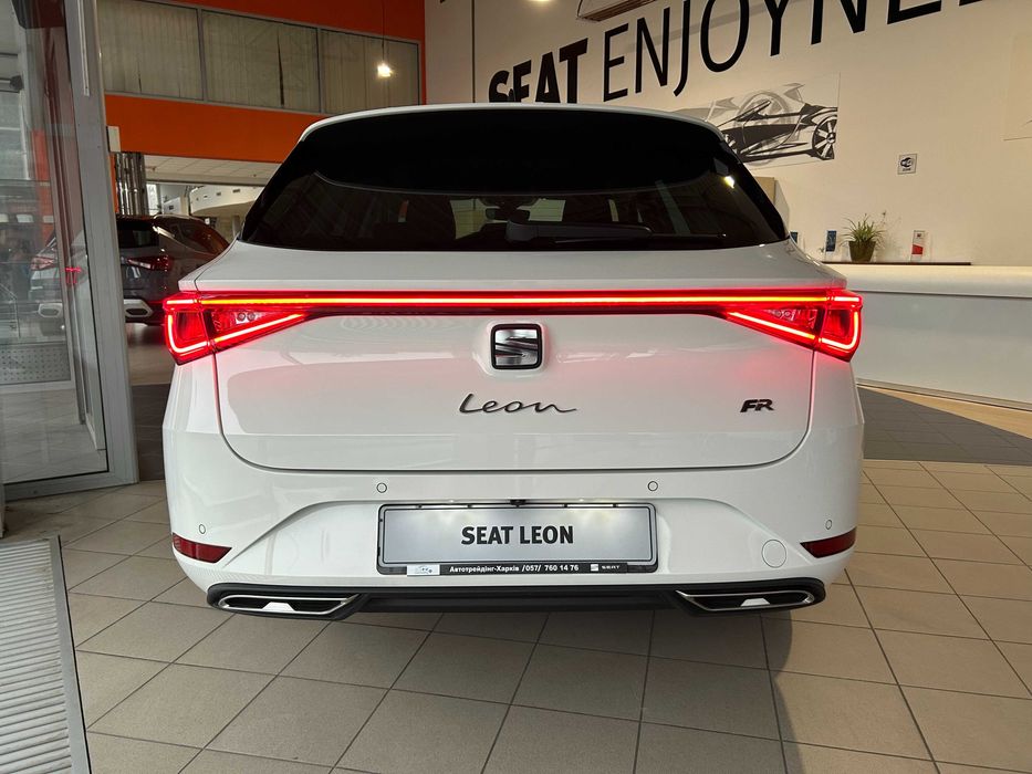 Новий SEAT Leon 2025 FR 1.5 eTSI mHEV DSG (150 к.с.)
