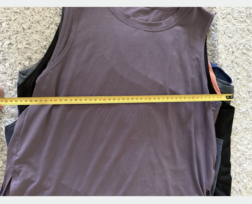 Спортивні майки футболки топи жіночі