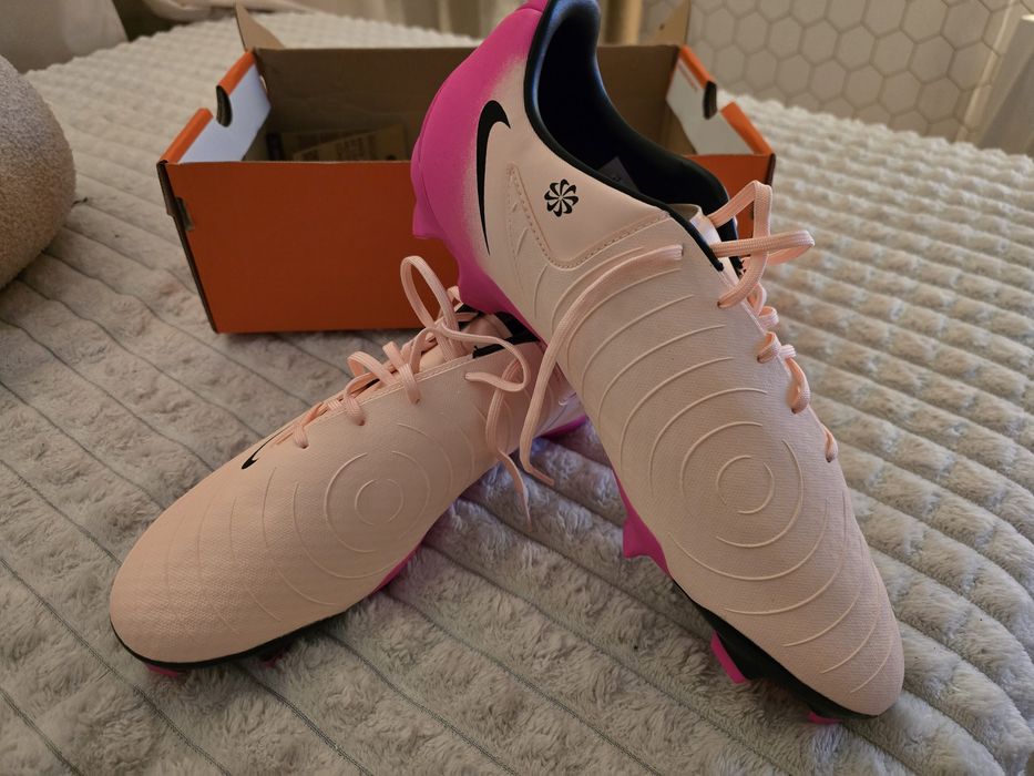 Korki piłkarskie lanki Nike Phantom GX II Academy FG/MG 46 30cm - Gwarancja