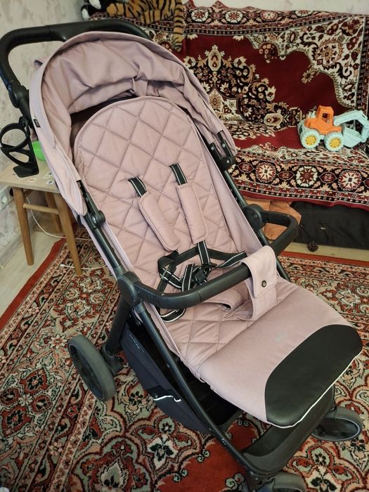 Продам коляску Carrello Bravo