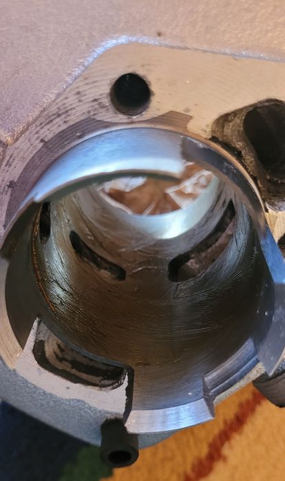 Nowy oryginalny cylinder WSK 125 ZMD PRL